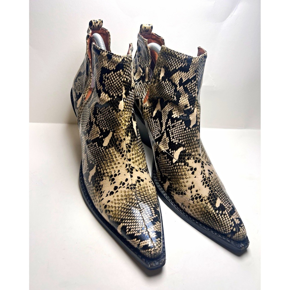Jeffrey Campbell x Free People Snake Print Leather Ankle Bootie Zip US 9. B5